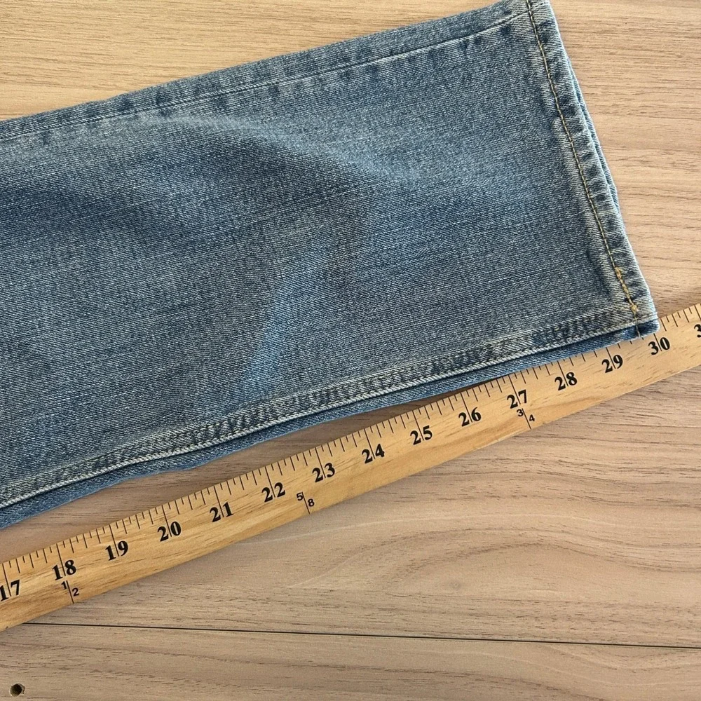 Old Navy Straight Leg Jeans 6 Extra High Rise ‎ Medium Wash